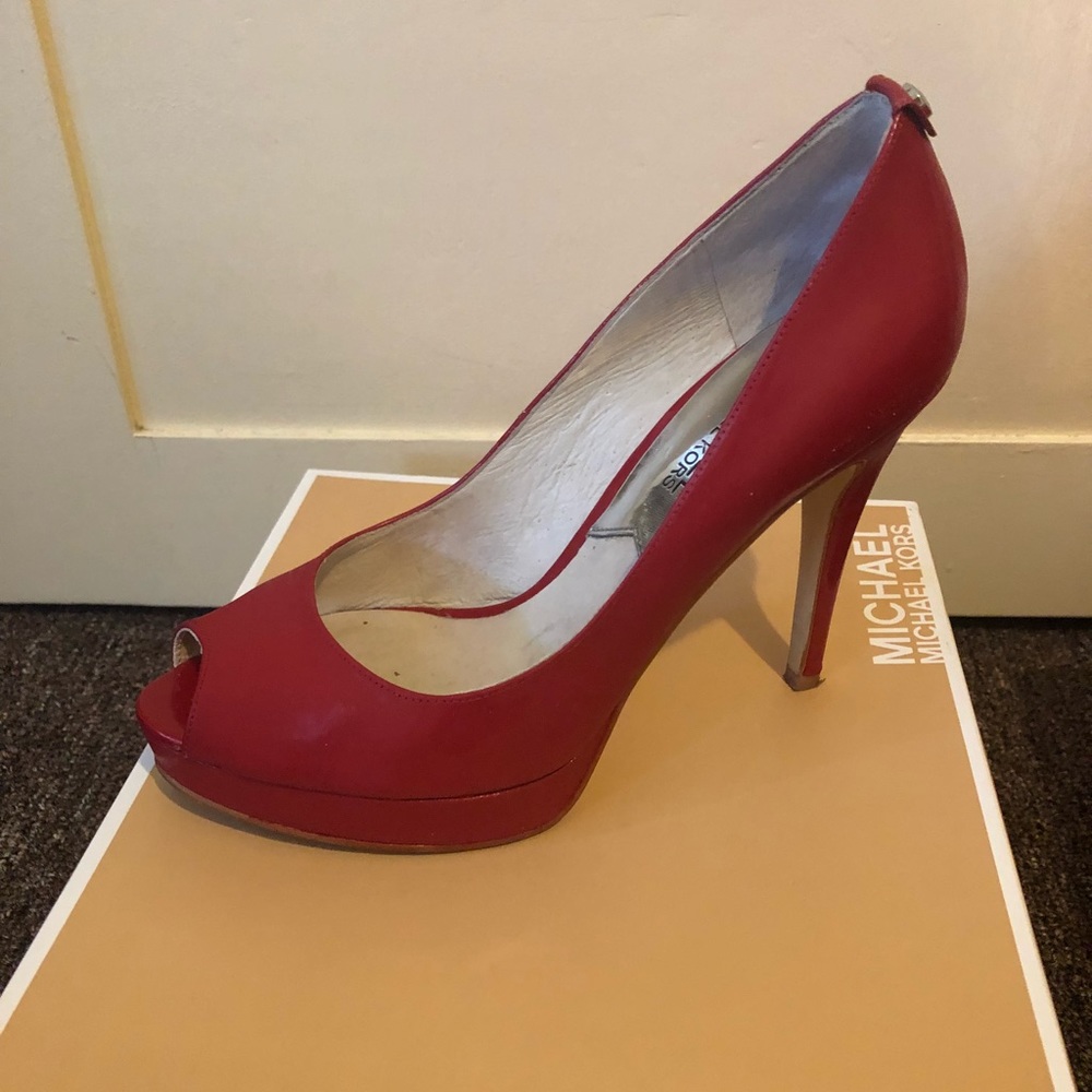 Women’s MK heels